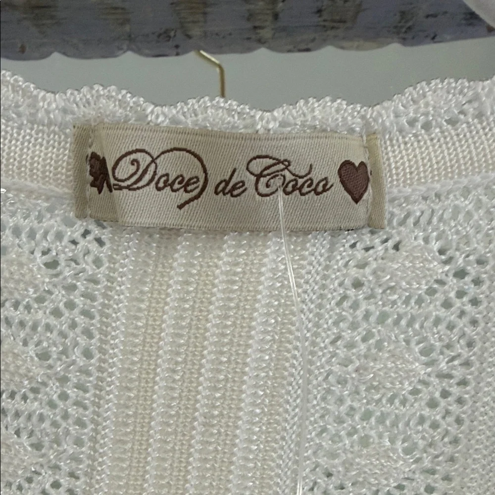 Floral Embroidered White Tank Top - Picture 3 of 4